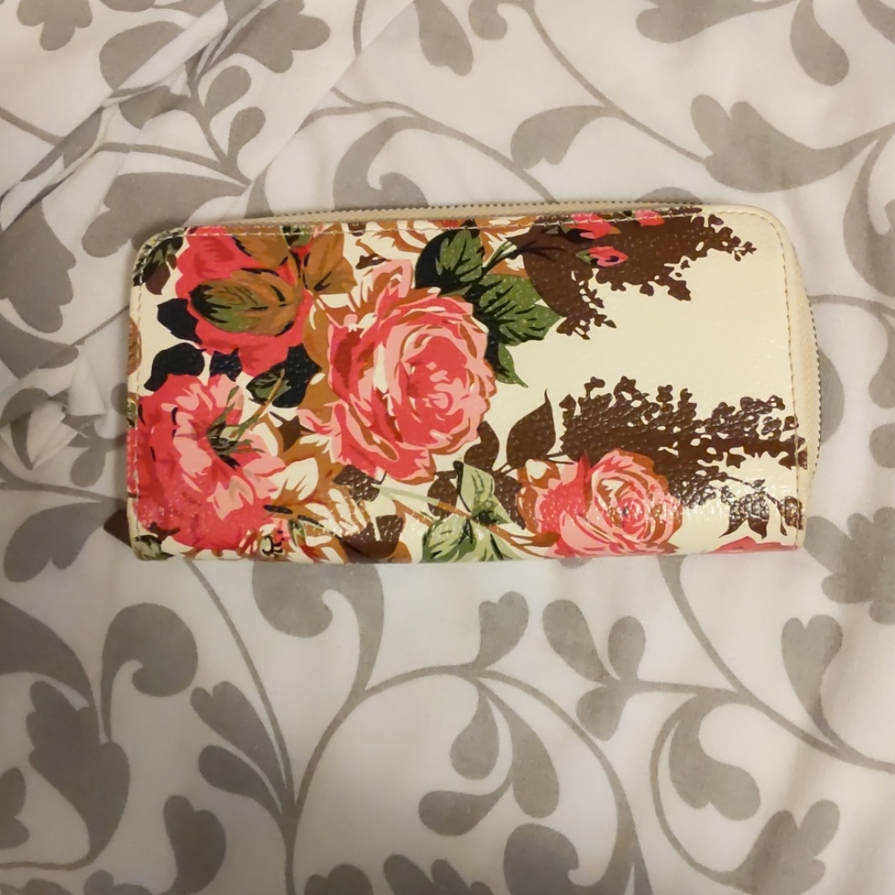 Floral wallet